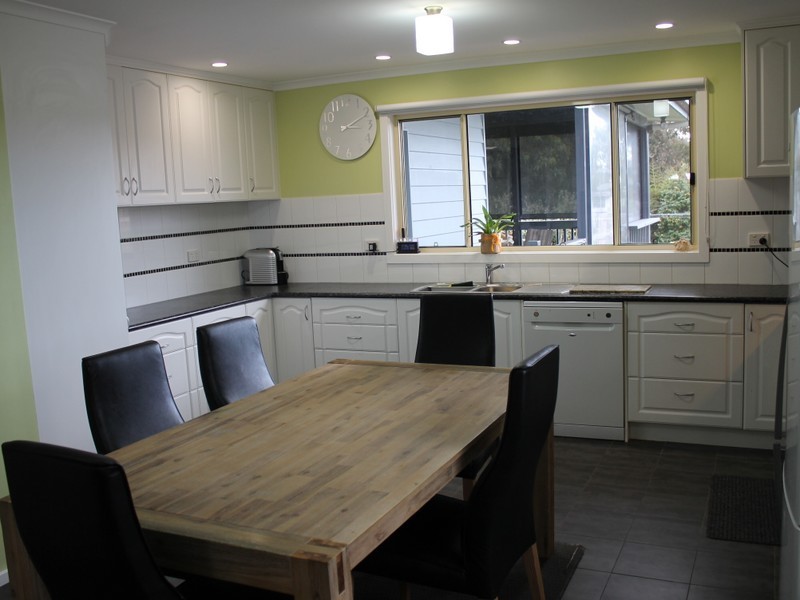 2 Russell Street, Inverloch VIC 3996
