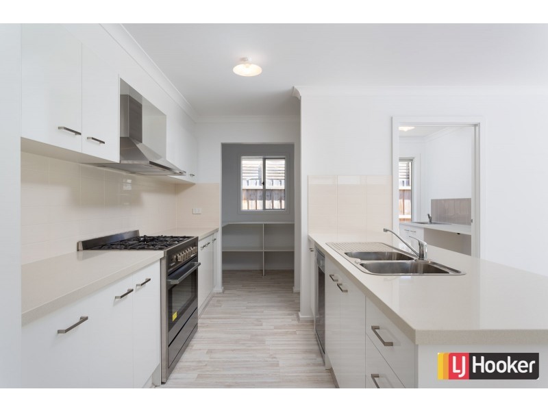 30 Honeyeater Circuit, Inverloch VIC 3996