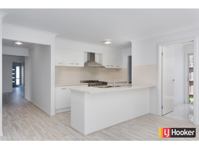 30 Honeyeater Circuit, Inverloch VIC 3996