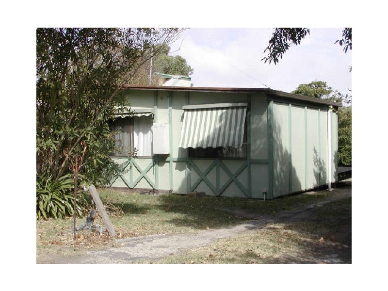52 Bayview Avenue, Inverloch VIC 3996