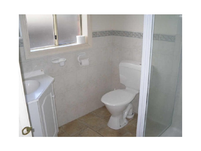 50 Royal Parade, Inverloch VIC 3996