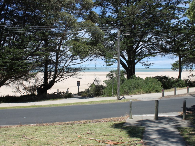 16 Venus Street, Inverloch VIC 3996