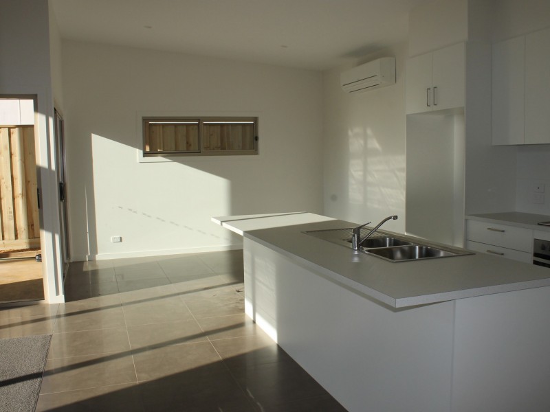 2/22 Bruce Street, Inverloch VIC 3996