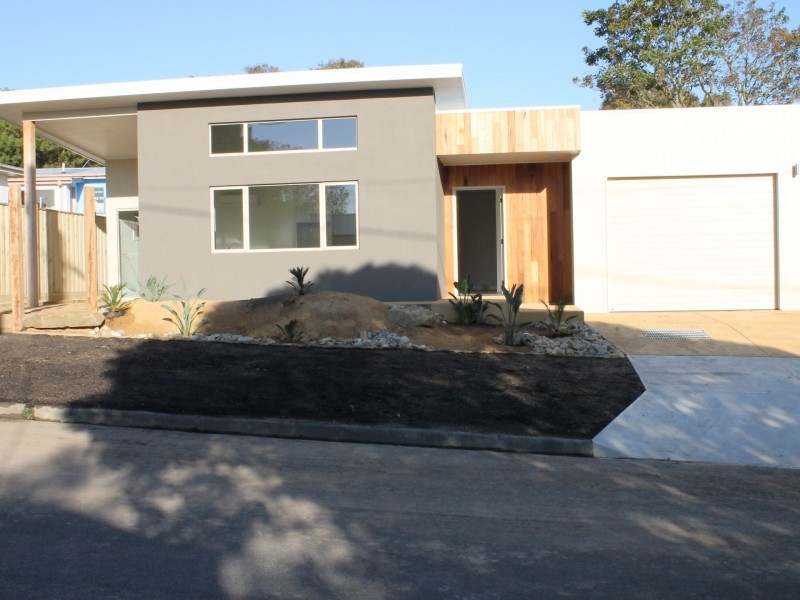 2/22 Bruce Street, Inverloch VIC 3996