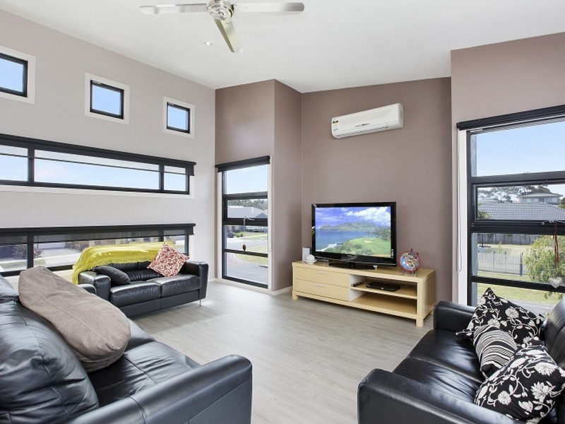 11 Endeavour Place, Inverloch VIC 3996