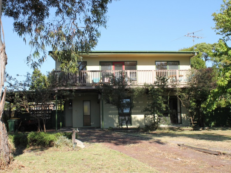 17 Nautilus Road, Inverloch VIC 3996