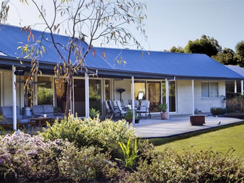 220 Wisdoms Road, Pound Creek VIC 3996