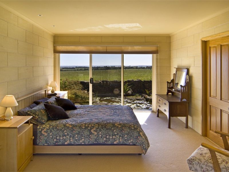 220 Wisdoms Road, Pound Creek VIC 3996