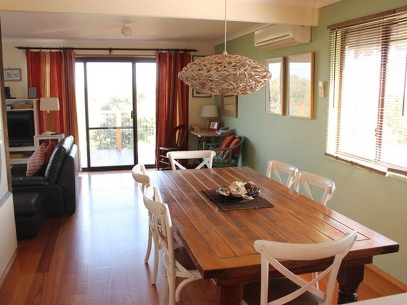 63 The Esplanade, Inverloch VIC 3996