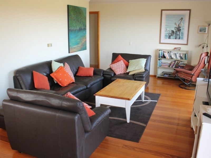 63 The Esplanade, Inverloch VIC 3996
