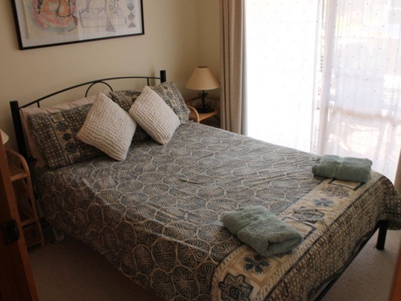 63 The Esplanade, Inverloch VIC 3996