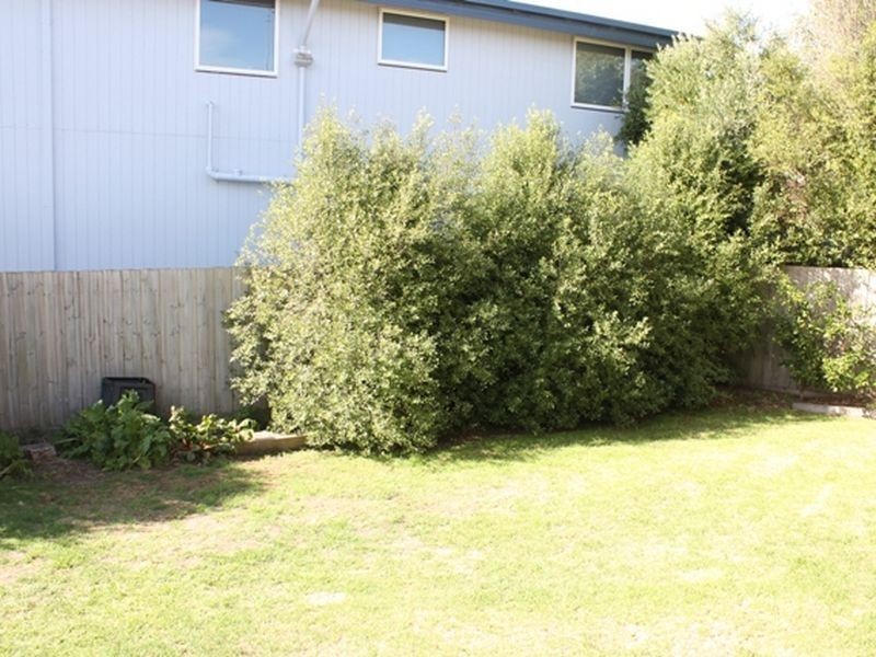 63 The Esplanade, Inverloch VIC 3996