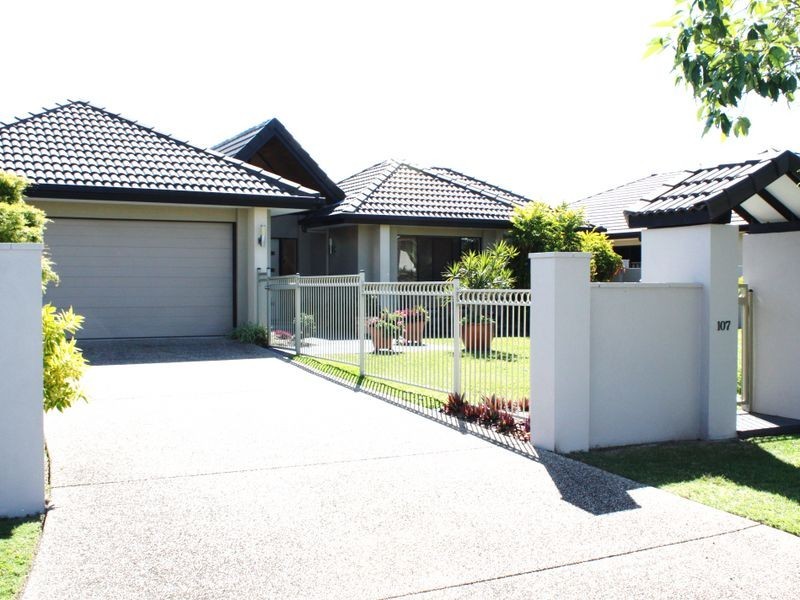107 Mahogany Drive, Pelican Waters QLD 4551
