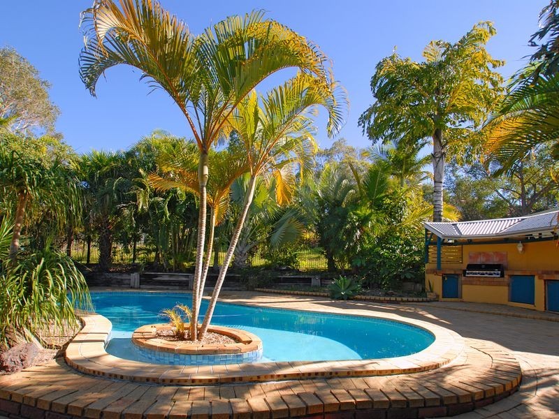 3 Brolga Court, Little Mountain QLD 4551