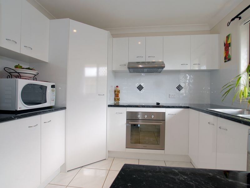 6 Springbrook Street, Caloundra QLD 4551