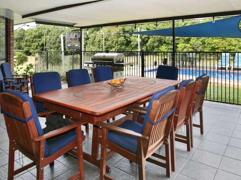 27 Forsyth Place, Mooloolah Valley QLD 4553