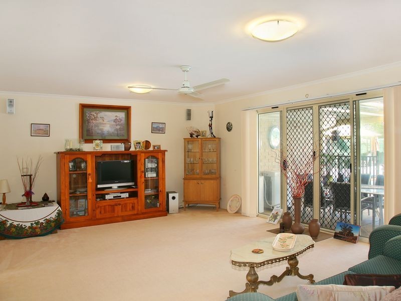 2 Wildflower Way, Little Mountain QLD 4551