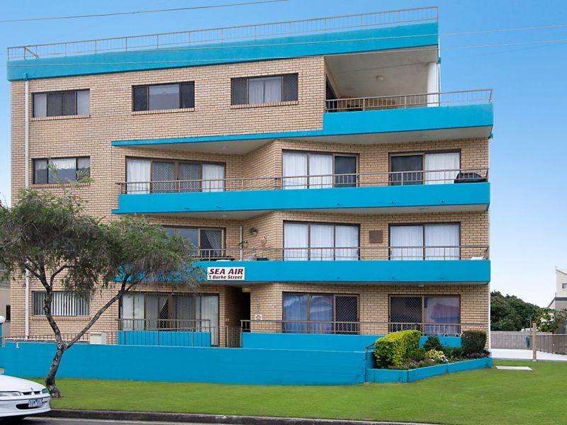 2/1 Burke Street, Golden Beach QLD 4551