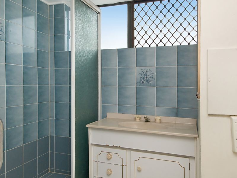 2/1 Burke Street, Golden Beach QLD 4551