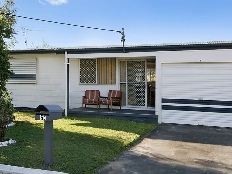 5B Birdwood St, Caloundra QLD 4551