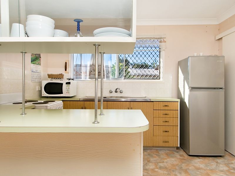 5B Birdwood St, Caloundra QLD 4551