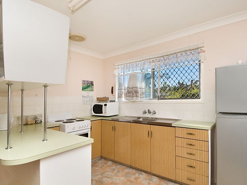5B Birdwood St, Caloundra QLD 4551