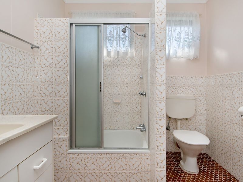 5B Birdwood St, Caloundra QLD 4551