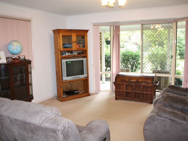 11 Mooloololah Connection Rd, Mooloolah Valley QLD 4553