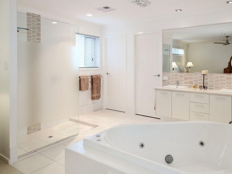 4 La Rita Court, Pelican Waters QLD 4551