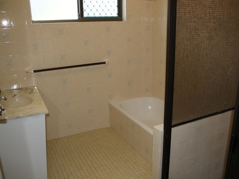 7 Michael Street, Golden Beach QLD 4551