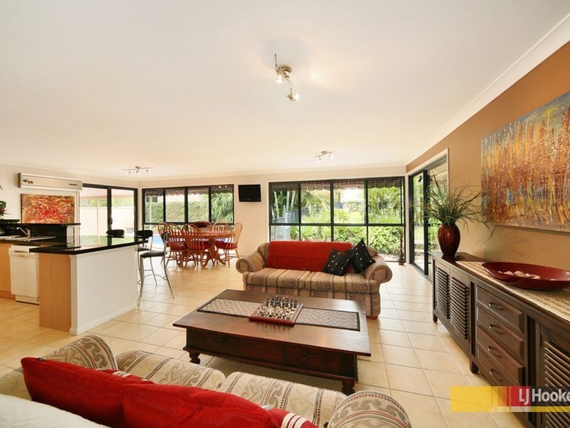 35 Ascot Way, Little Mountain QLD 4551