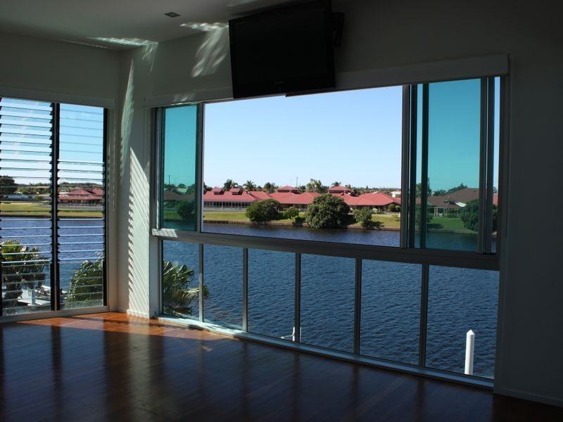 11 Antigua Court, Kawana Island QLD 4575