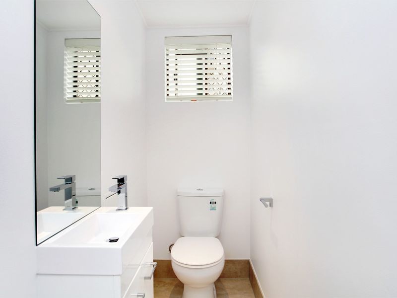 2/1 Burke Street, Golden Beach QLD 4551