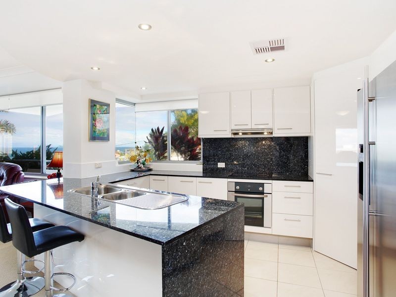 4/32-34 Saltair Street, Kings Beach QLD 4551