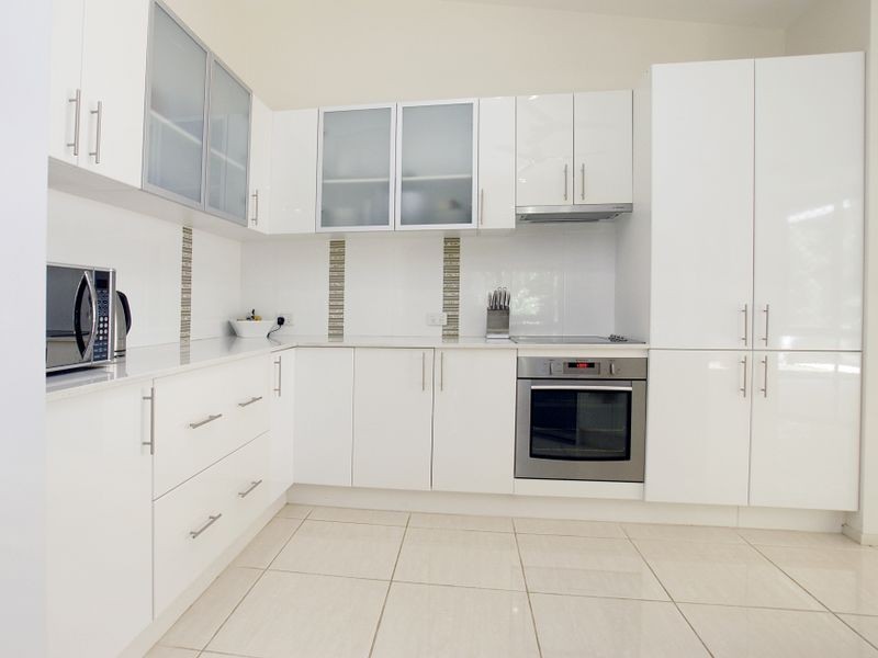 17 St Helena Street, Little Mountain QLD 4551