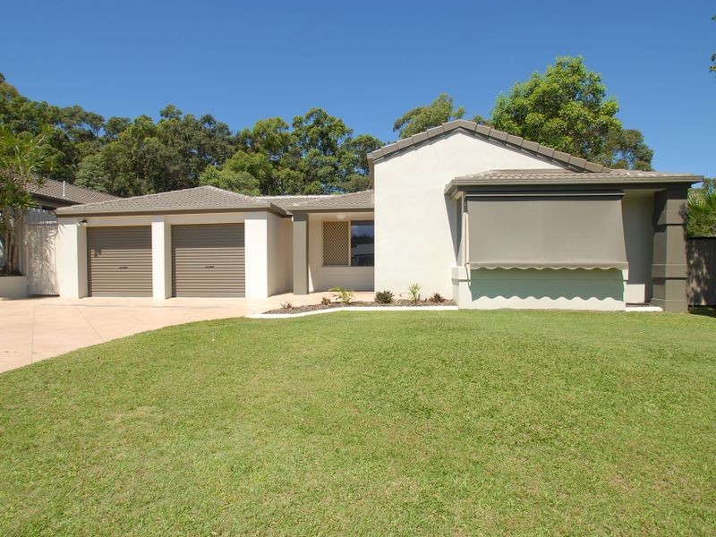 17 St Helena Street, Little Mountain QLD 4551