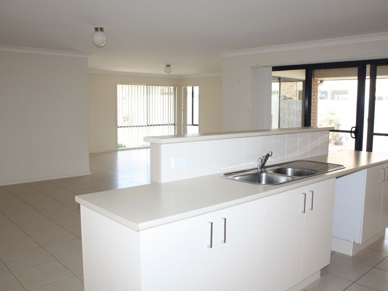 14 Rawson Street, Caloundra West QLD 4551