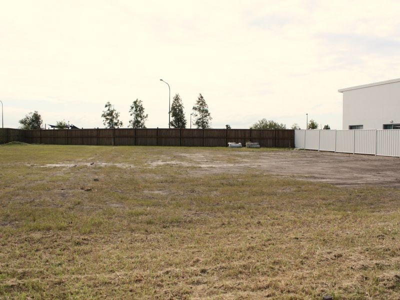 24 Echo Street, Pelican Waters QLD 4551