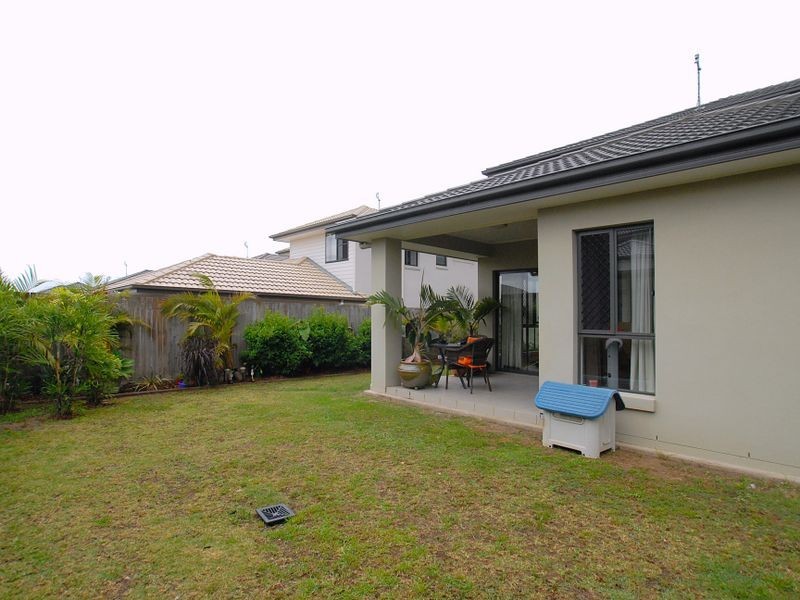 41 Hillview Crescent, Little Mountain QLD 4551