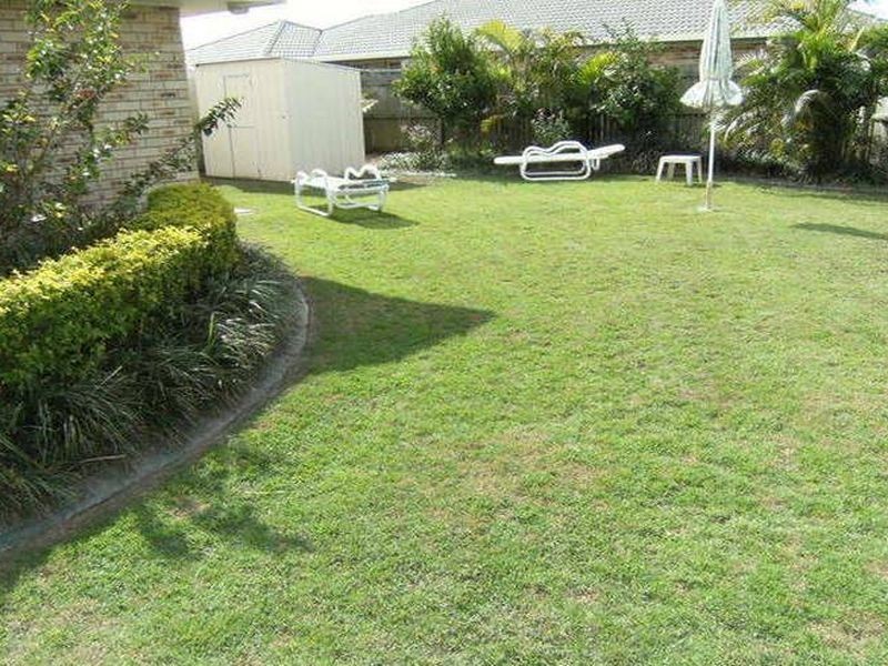 15 Mimosa Crescent, Currimundi QLD 4551