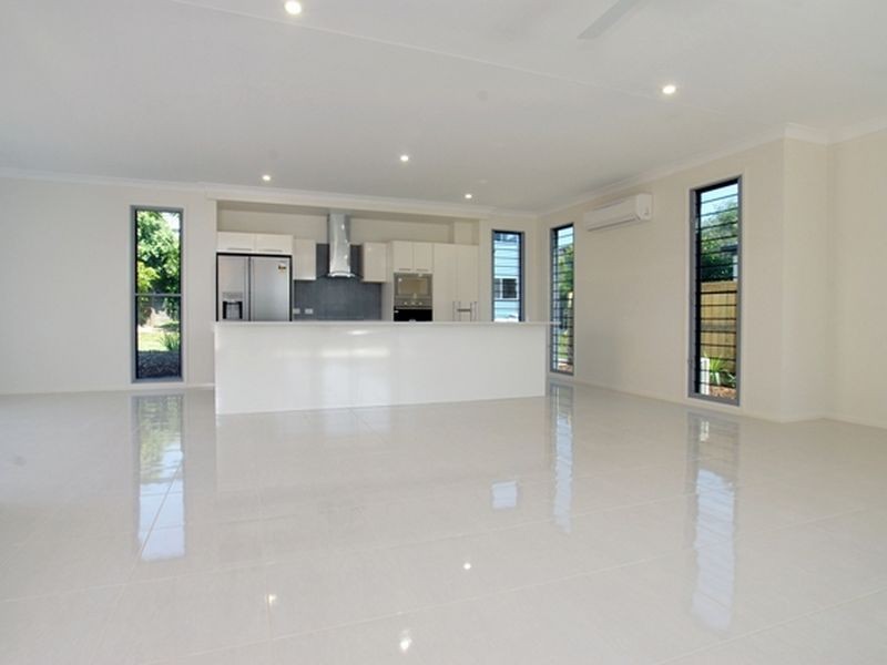 26 Dicky Beach Close, Dicky Beach QLD 4551