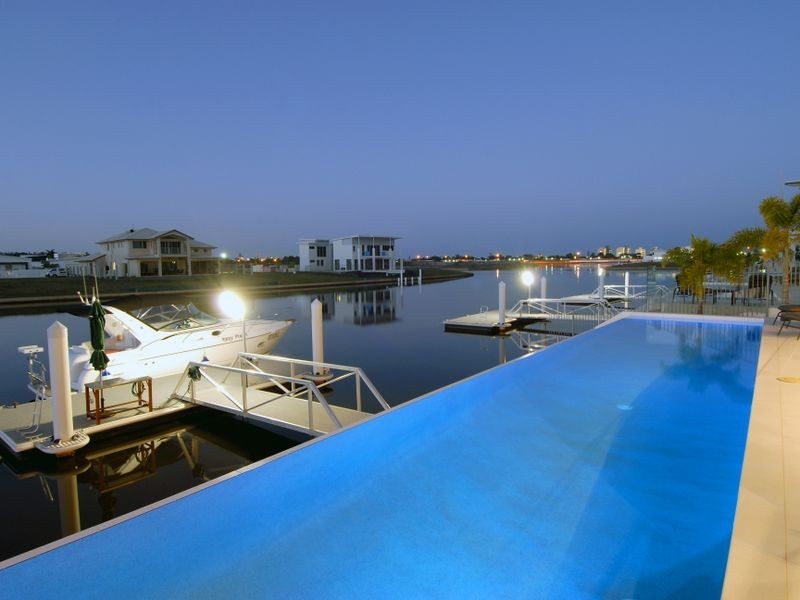 48 Westholme Circuit, Pelican Waters QLD 4551