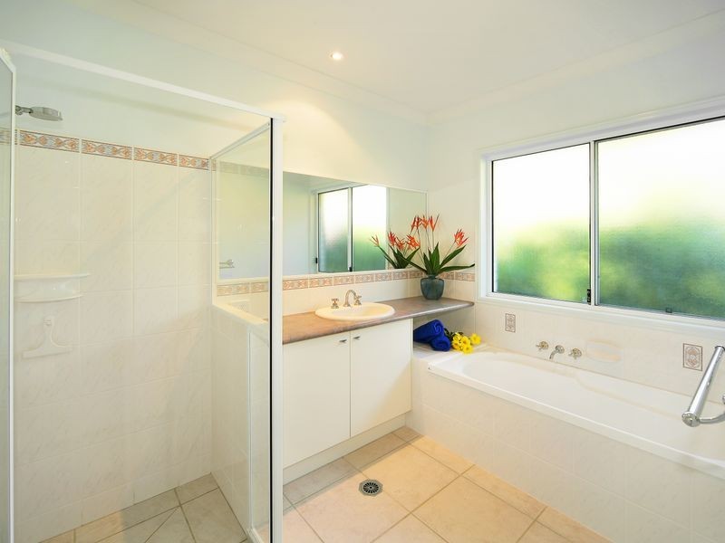 40 Bluegrass Street, Little Mountain QLD 4551