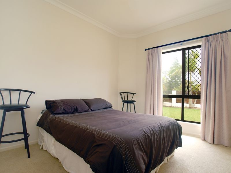 5 Resolution Street, Pelican Waters QLD 4551