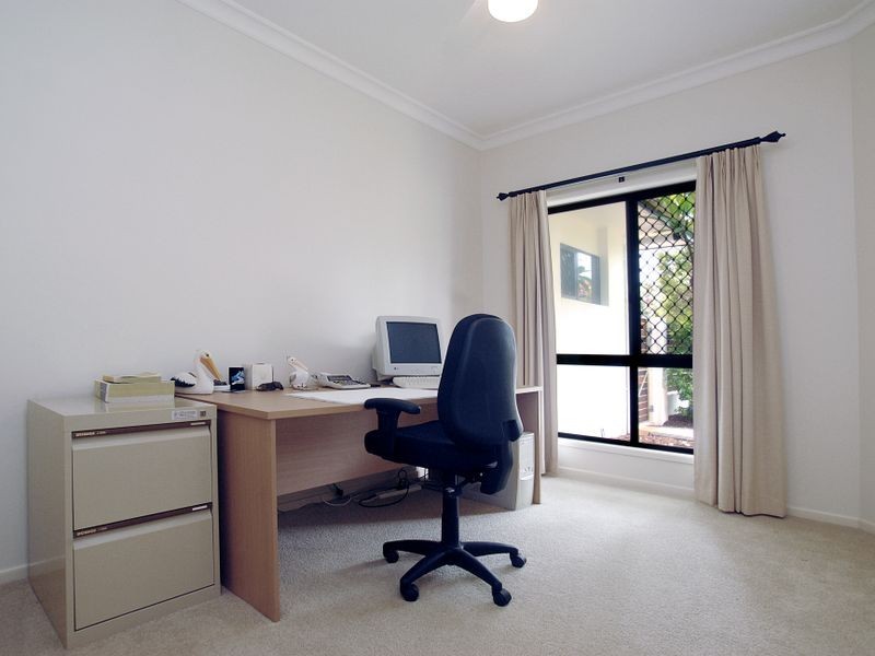 5 Resolution Street, Pelican Waters QLD 4551