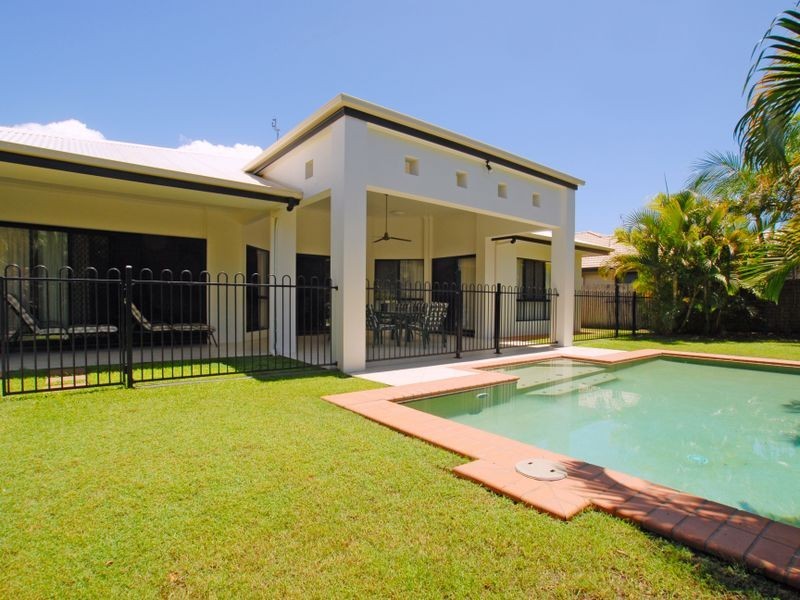 5 Resolution Street, Pelican Waters QLD 4551