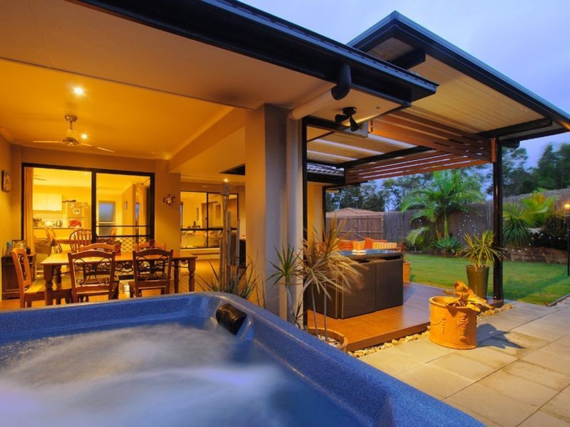 20 Discovery Drive, Little Mountain QLD 4551