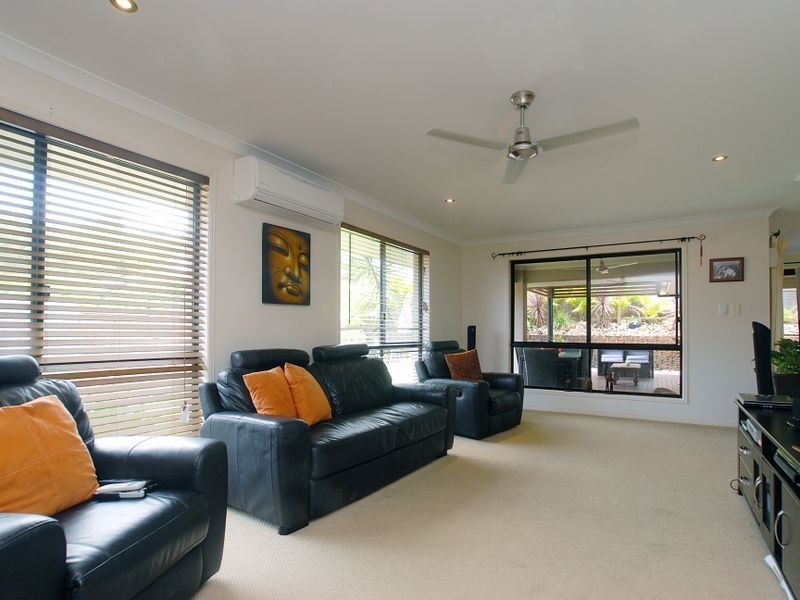 20 Discovery Drive, Little Mountain QLD 4551