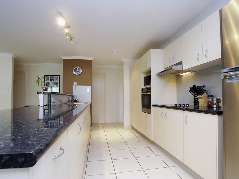 20 Discovery Drive, Little Mountain QLD 4551