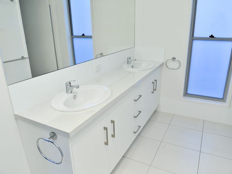 19 Whitehaven Way, Pelican Waters QLD 4551